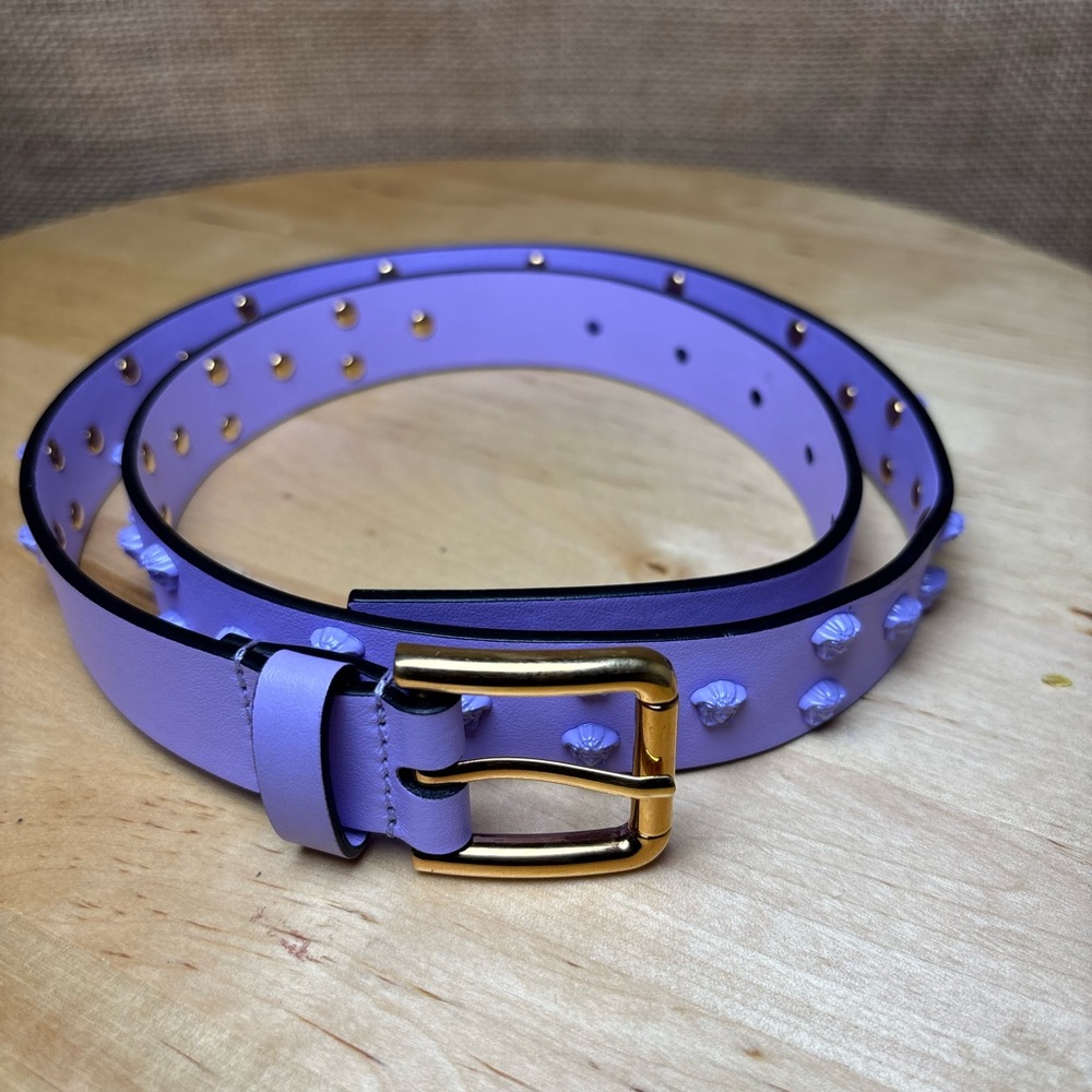 💜💜Rare Elegant  Medusa’s Lavender Belt with Gold Buckle 80/32.💜💜